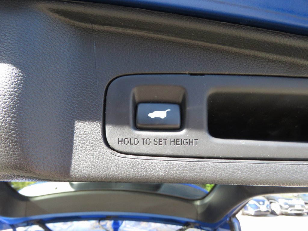Used 2022 Honda CR-V Touring image 18