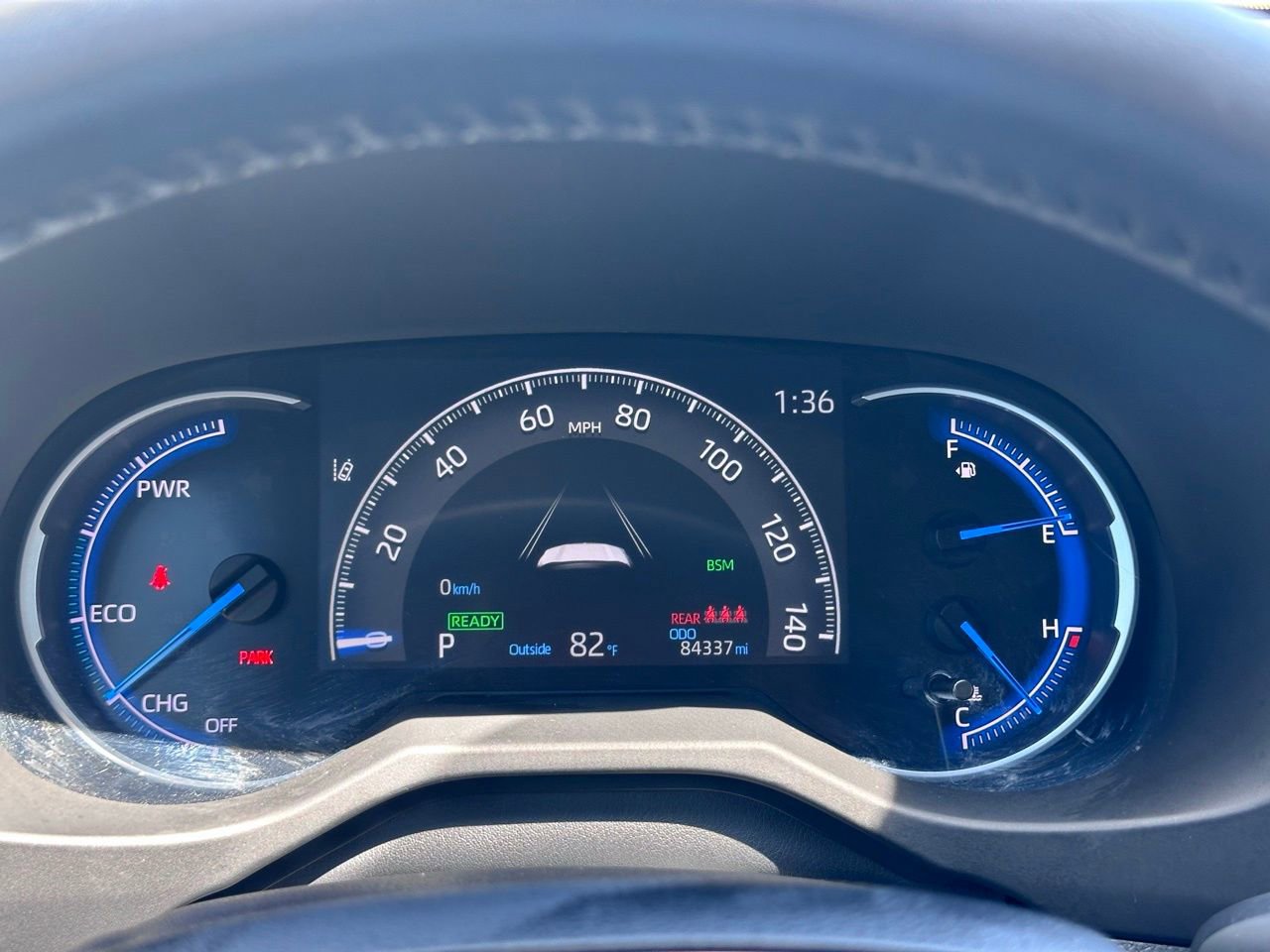 Used 2022 Toyota RAV4 Limited image 28