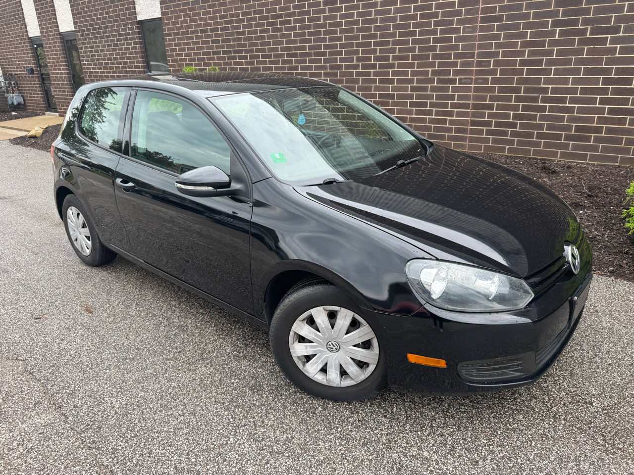 Used 2012 Volkswagen Golf 2-Door image 32