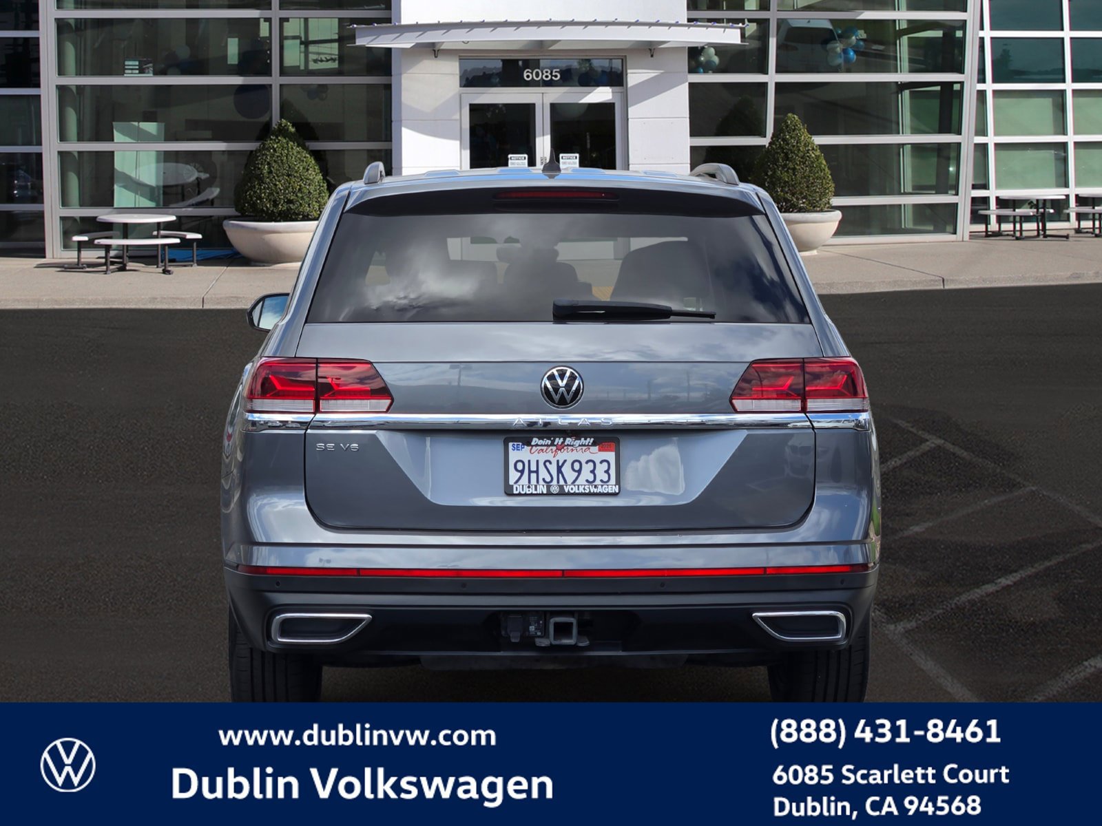 Used 2023 Volkswagen Atlas SE w/ Panoramic Sunroof Package FWD image 5