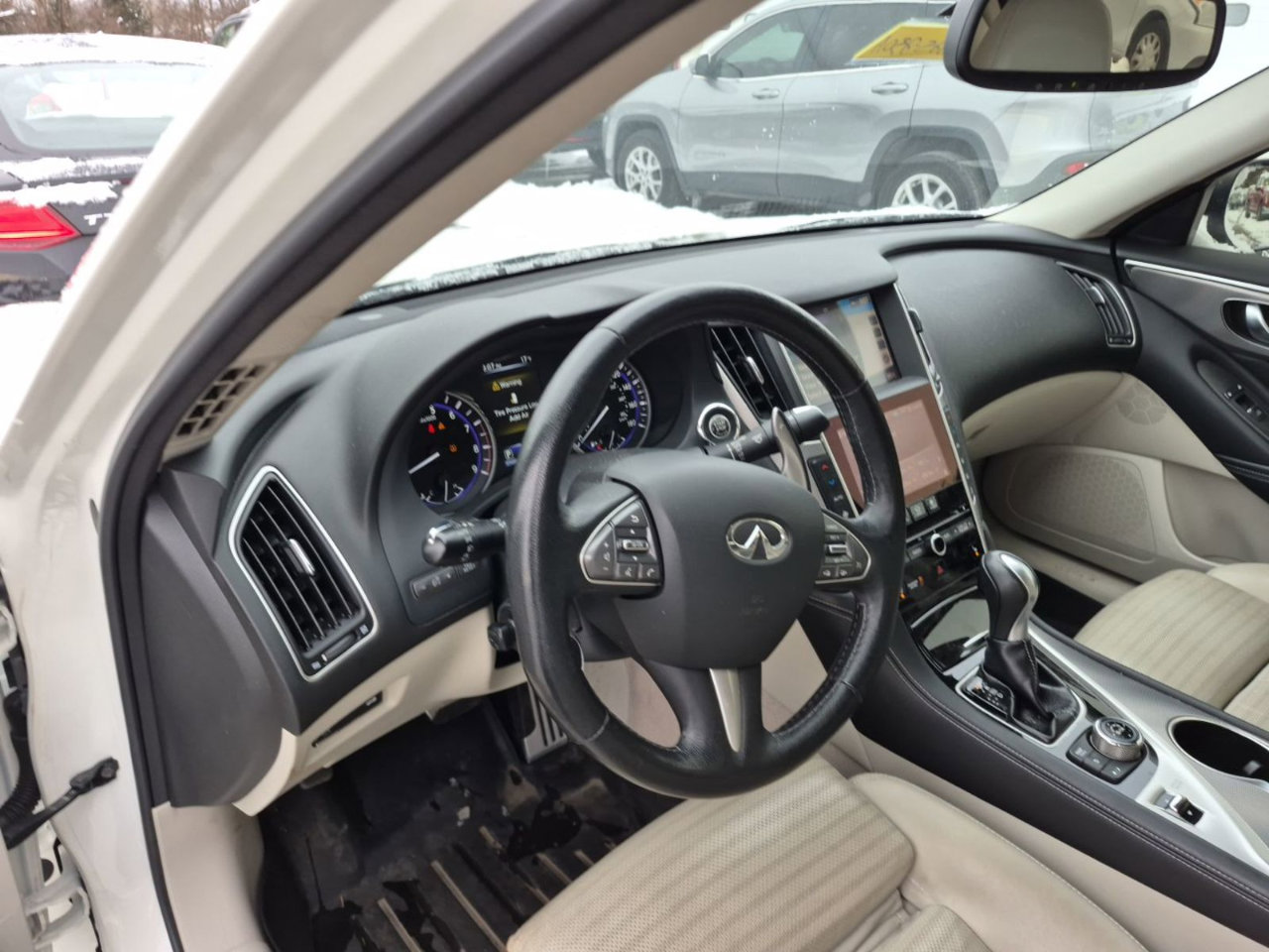 Used 2016 INFINITI Q50 Red Sport 400 image 4