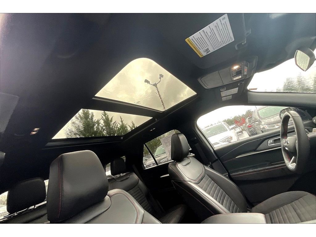 Used 2025 Ford Explorer ST-Line image 22