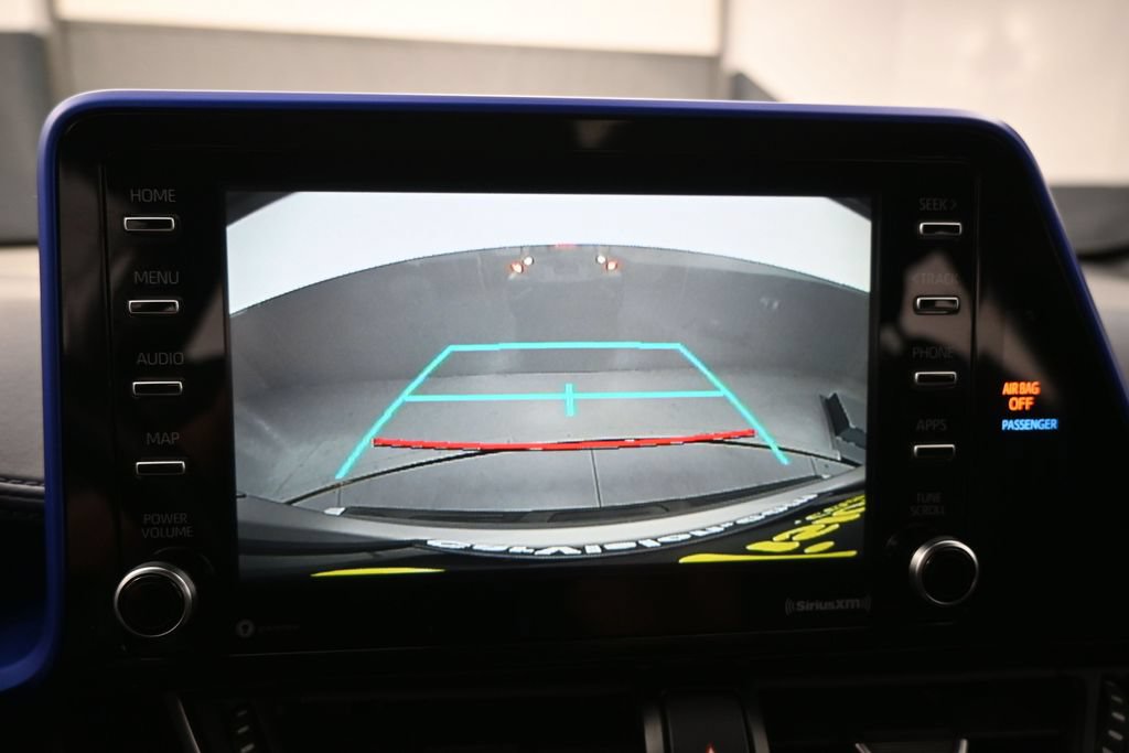 Used 2020 Toyota C-HR XLE FWD image 14