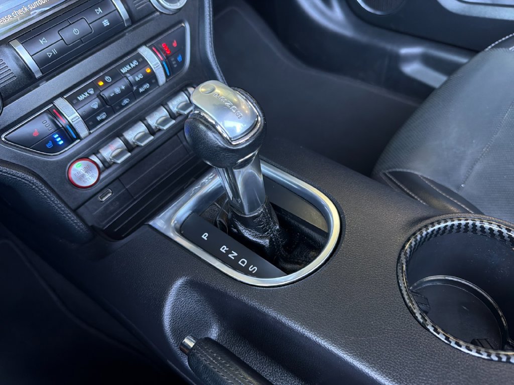Used 2020 Ford Mustang Premium RWD image 21