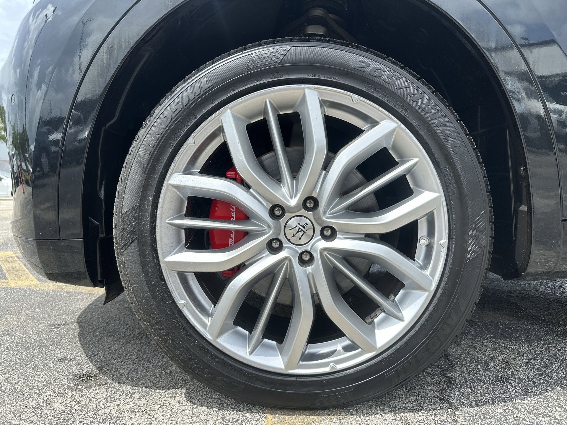 Used 2022 Maserati Levante GT AWD/4WD image 19