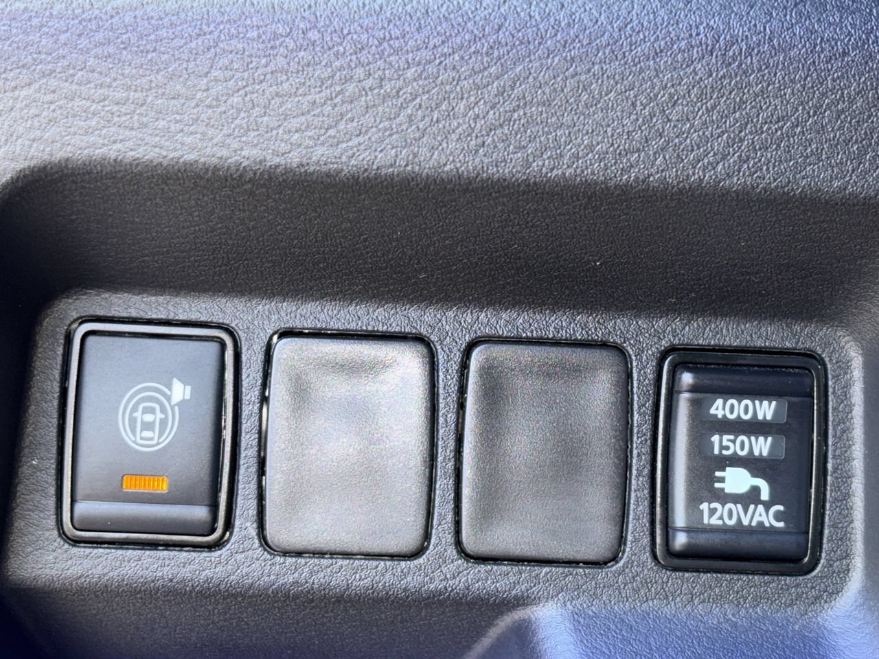 Certified 2025 Nissan Frontier SV w/ SV Convenience Package RWD image 24