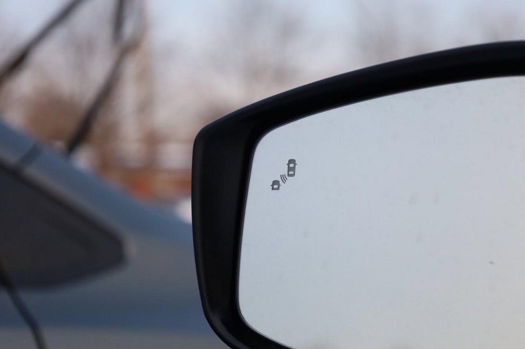 New 2025 Nissan Versa SV w/ Trunk Package image 17