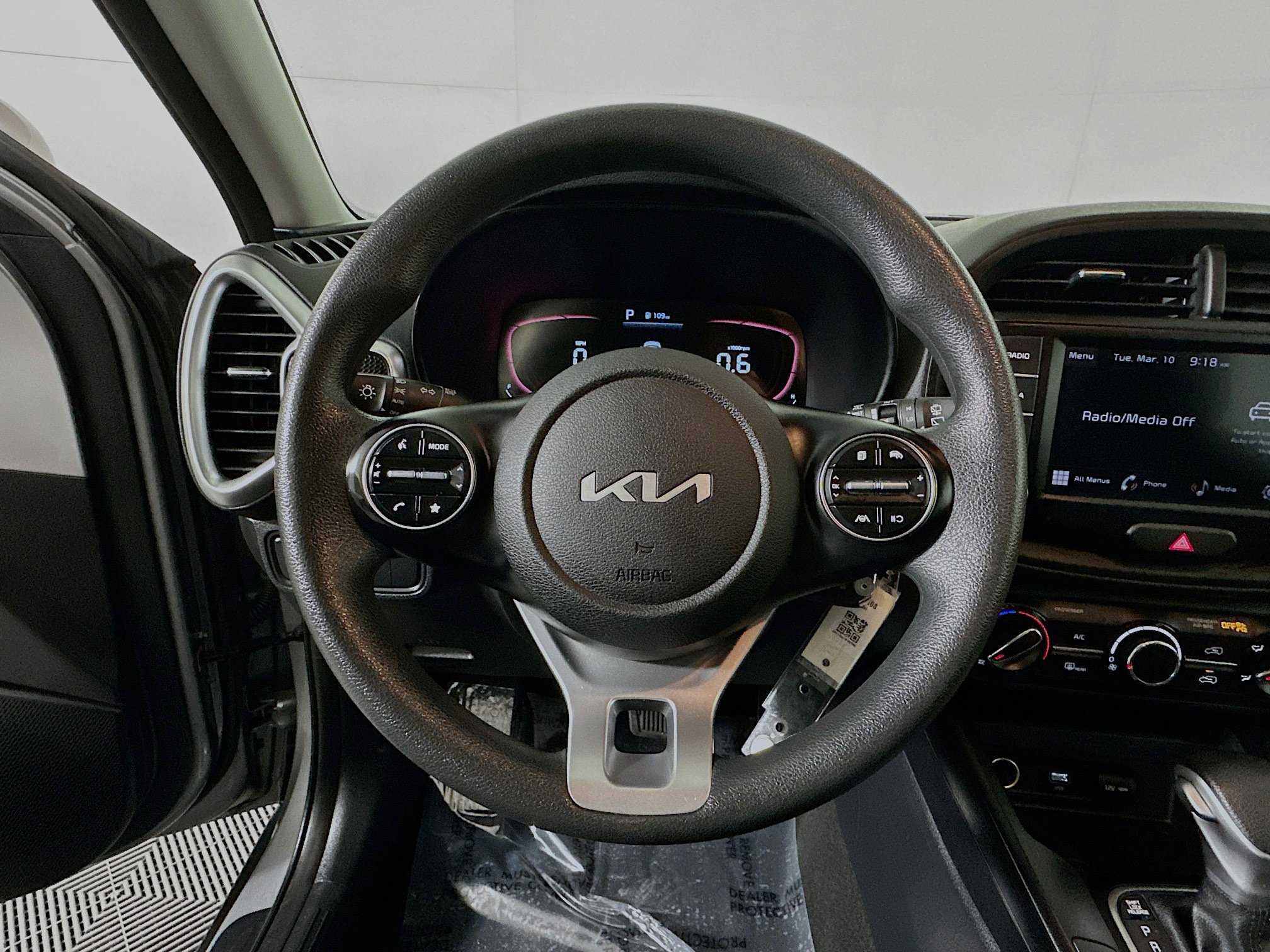 Used 2024 Kia Soul LX w/ Option Group 015 image 15