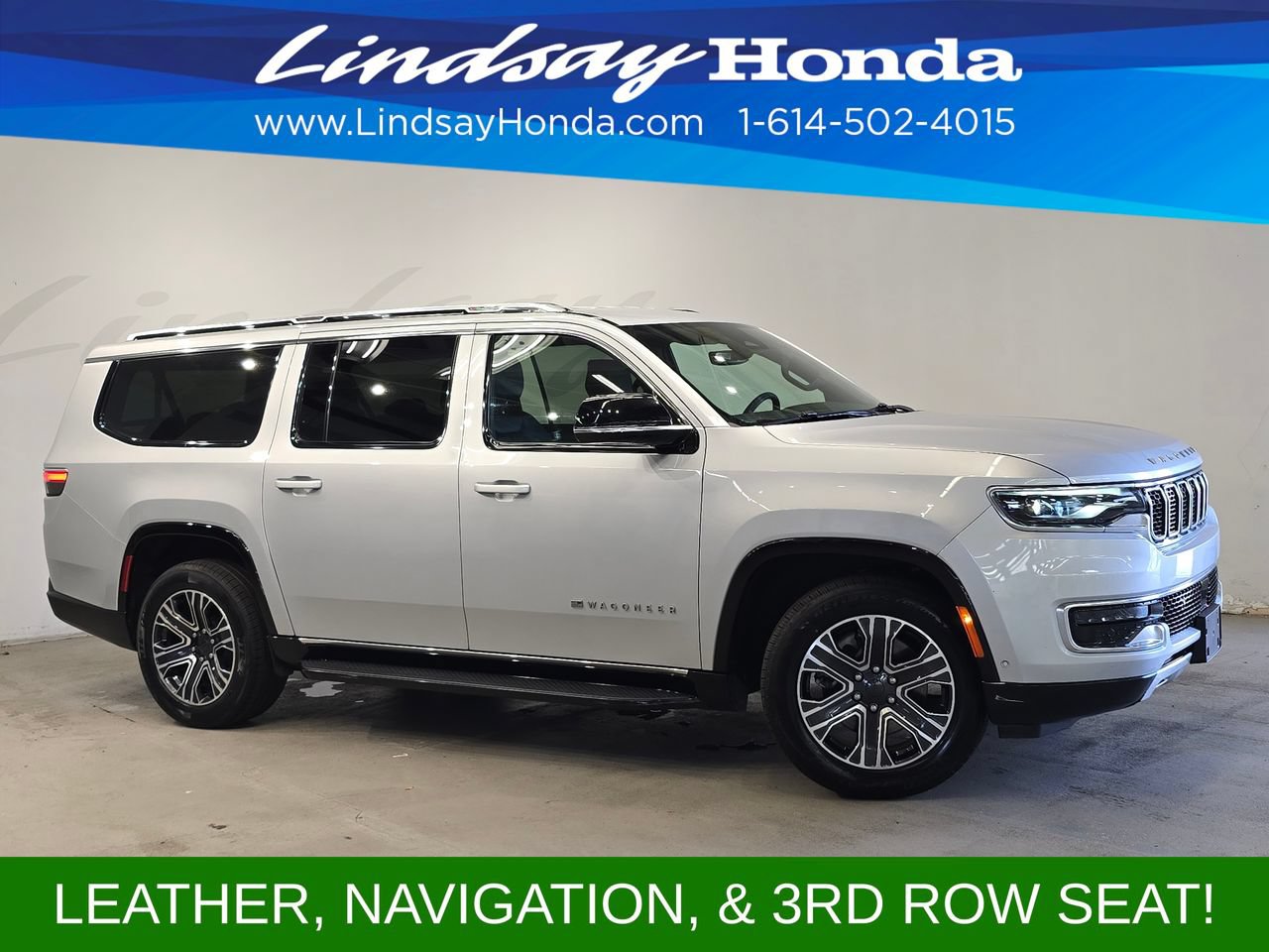 Used 2024 Jeep Wagoneer L Series II w/ Flexible Seating Group AWD/4WD image 3