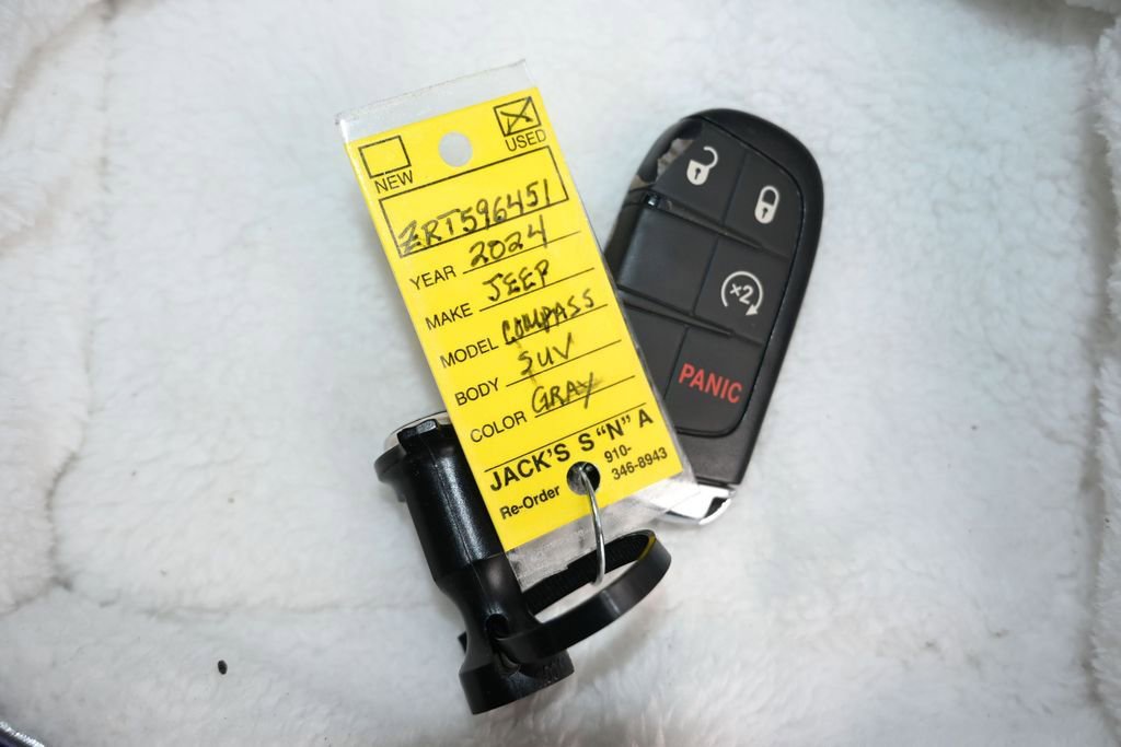 Used 2024 Jeep Compass Limited AWD/4WD image 22