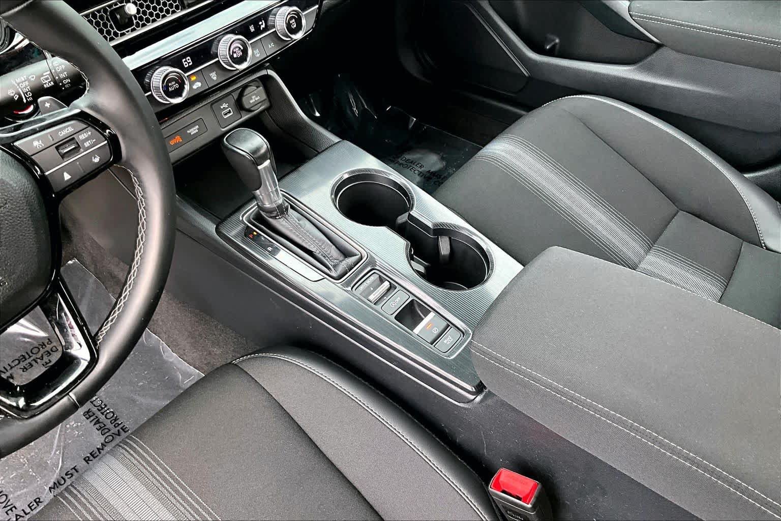 Used 2023 Honda Civic Sport image 16