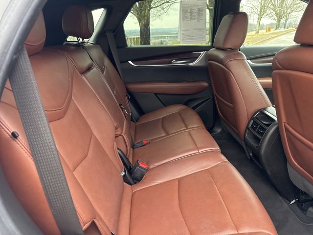 Used 2023 Cadillac XT5 Premium Luxury w/ Technology Package image 11