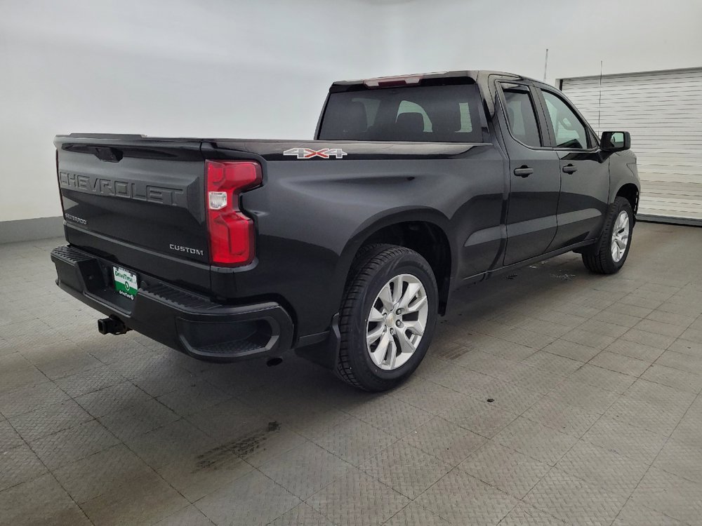 Used 2020 Chevrolet Silverado 1500 Custom w/ Custom Value Package AWD/4WD image 9