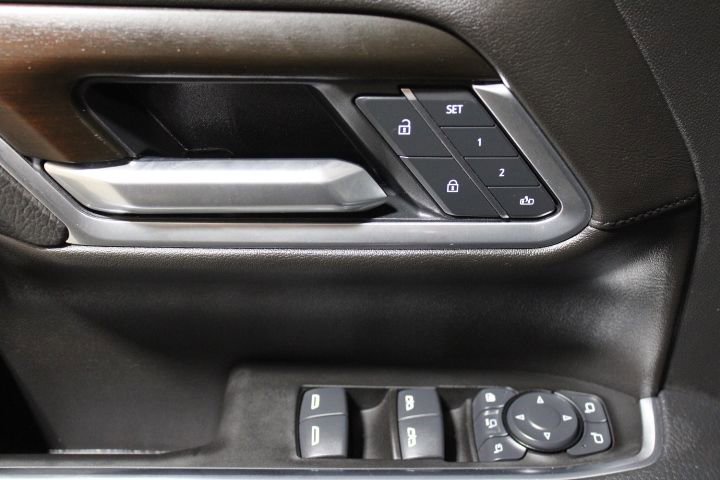 Used 2025 GMC Sierra 2500 Denali image 18