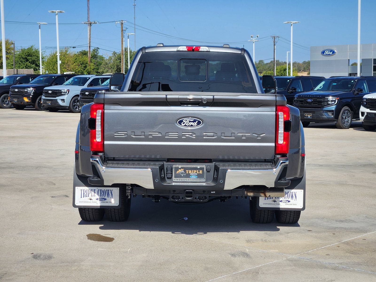 New 2027 Ford F350 Lariat w/ Lariat Premium Package AWD/4WD image 8