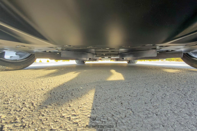 Used 2025 Ferrari SF90 Spider image 96