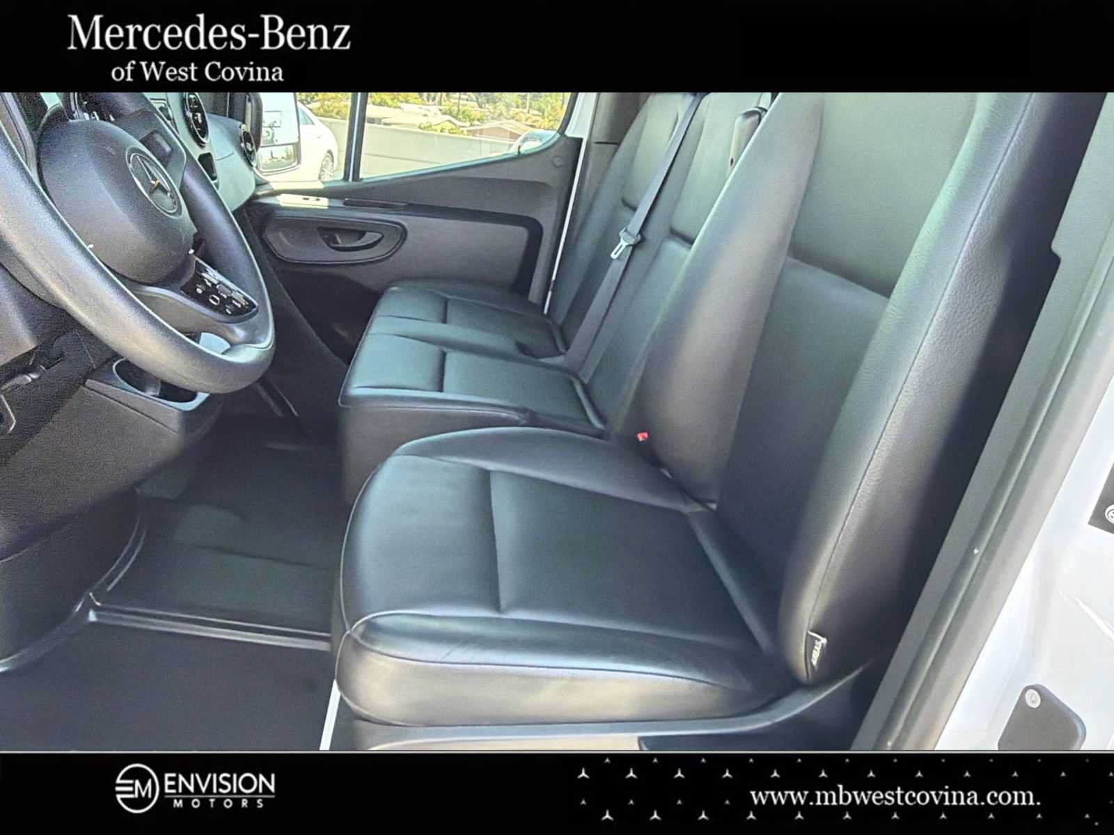 Used 2024 Mercedes-Benz Sprinter 3500 image 21