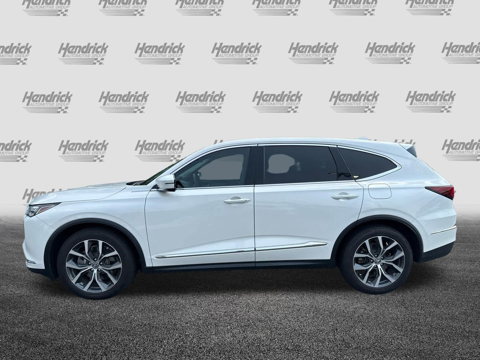 Used 2024 Acura MDX FWD w/ Technology Package image 5