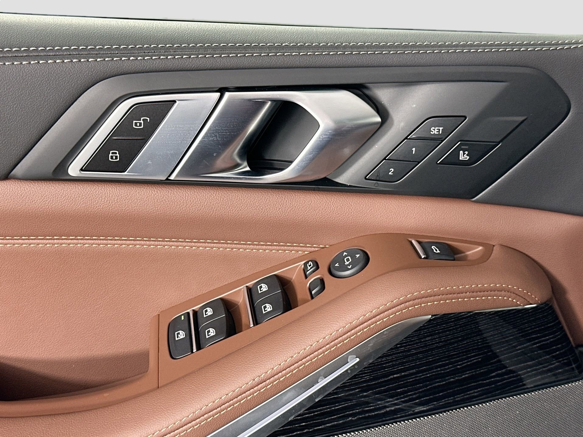 New 2026 BMW X5 xDrive40i w/ M Sport Package image 17