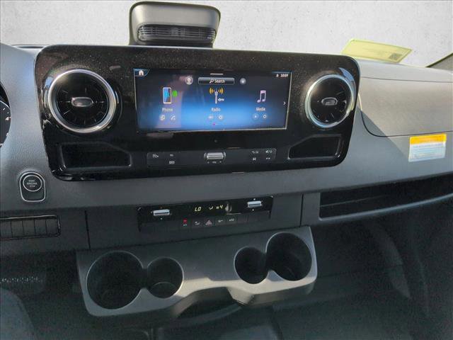 New 2025 Mercedes-Benz Sprinter 2500 image 12