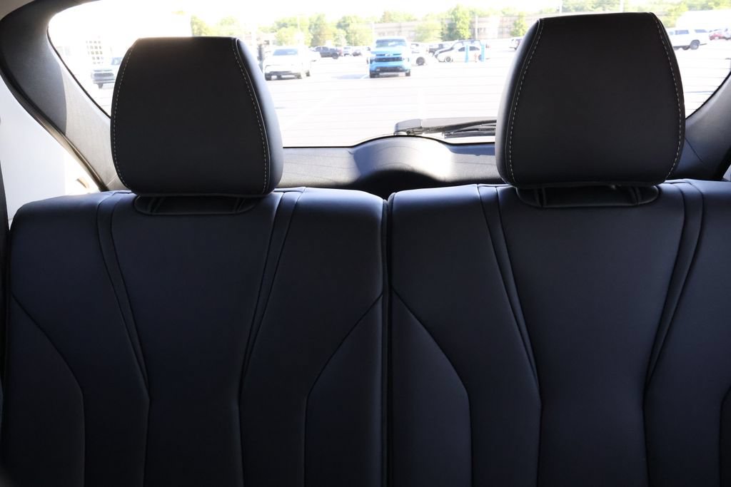 Used 2025 Acura MDX FWD w/ Technology Package image 35