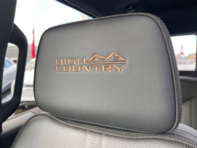Used 2024 Chevrolet Silverado 1500 High Country w/ High Country Premium Package image 18