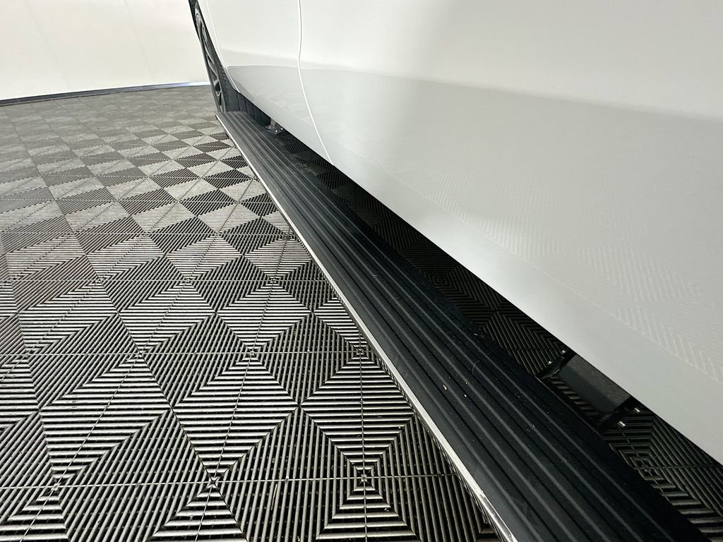 Used 2021 Ford Expedition Max Limited image 39