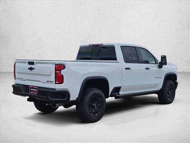 New 2026 Chevrolet Silverado 2500 ZR2 AWD/4WD image 2