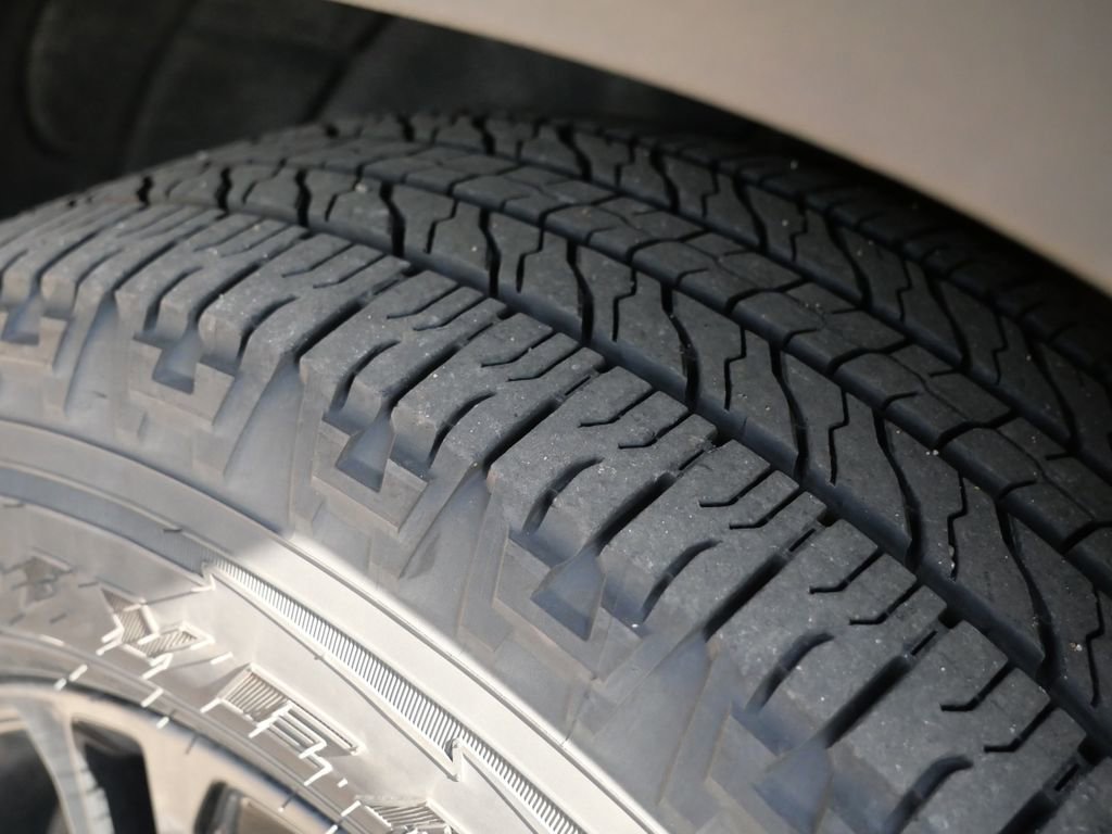 Used 2023 GMC Terrain AT4 w/ LPO, Floor Liner Package AWD/4WD image 10