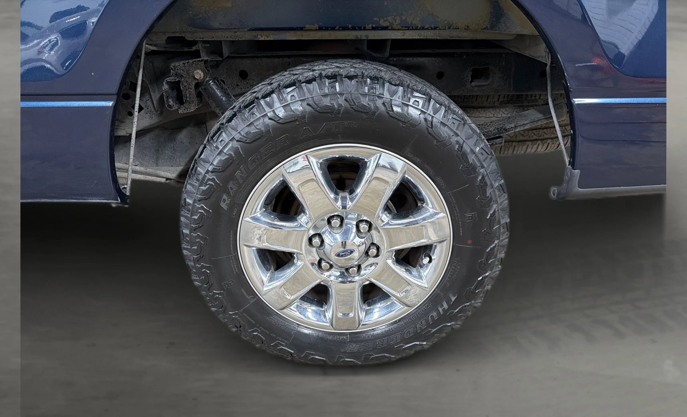 Used 2013 Ford F150 XLT w/ XLT Chrome Pkg image 15