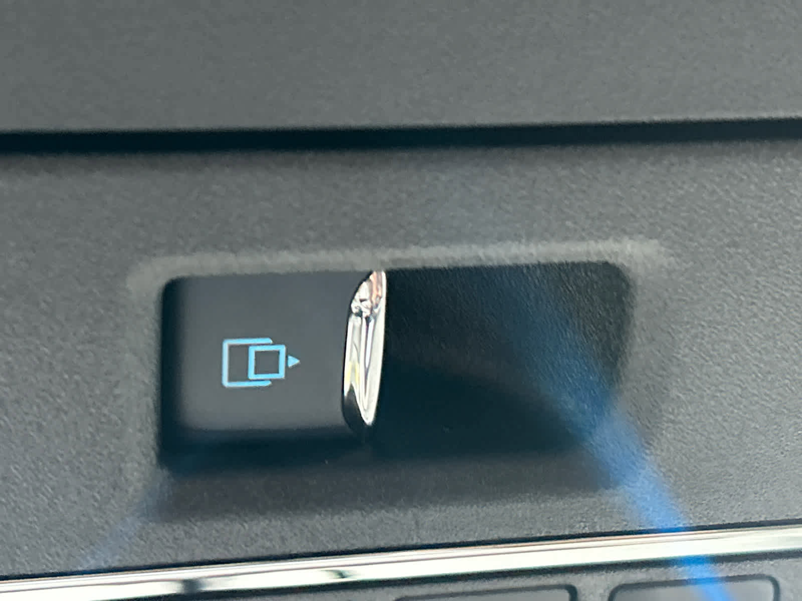 New 2025 Ford F150 Platinum w/ Equipment Group 702A High image 77