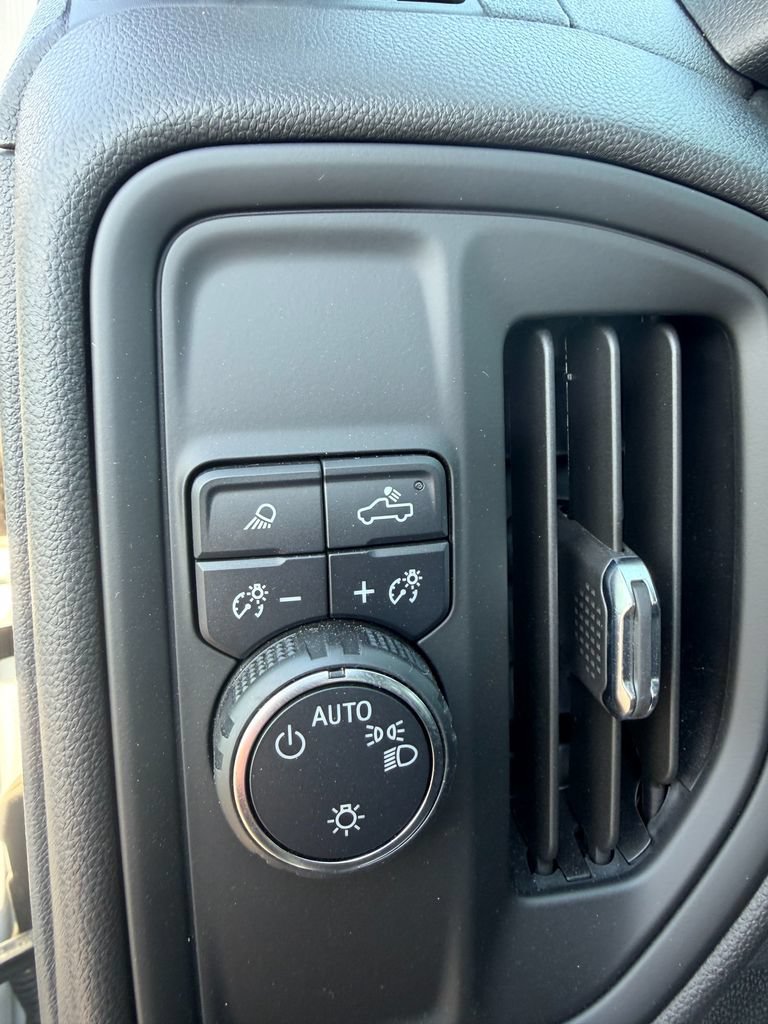 Used 2024 Chevrolet Silverado 2500 W/T w/ WT Convenience Package RWD image 34