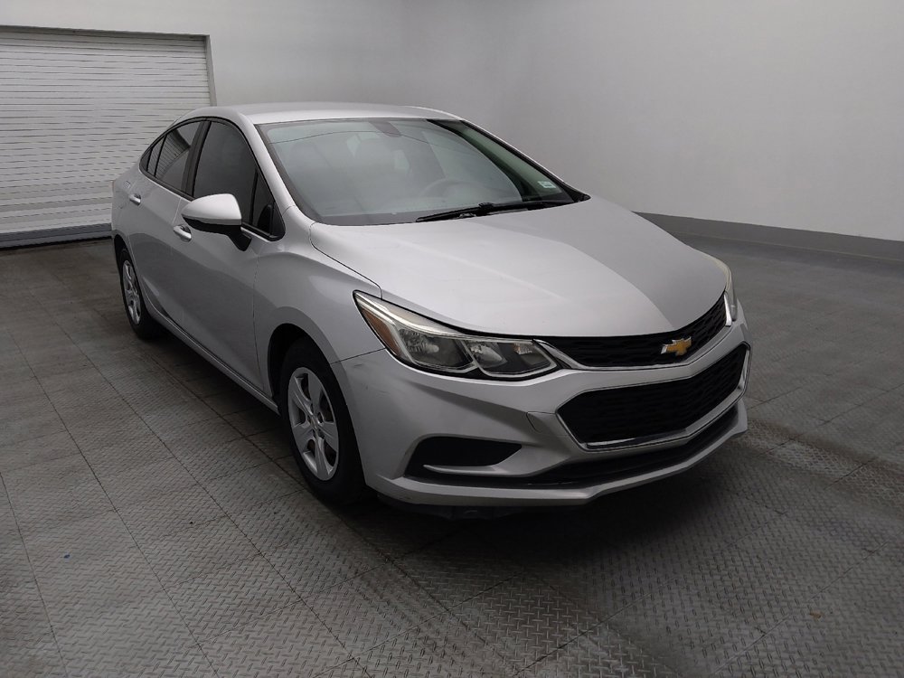 Used 2017 Chevrolet Cruze LS FWD image 13