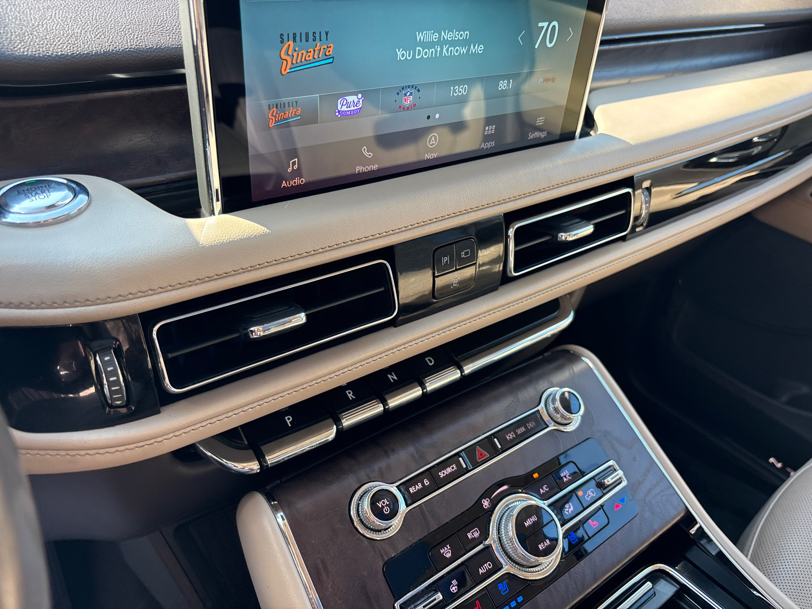 Certified 2022 Lincoln Aviator Reserve w/ Elements Package Plus AWD/4WD image 21