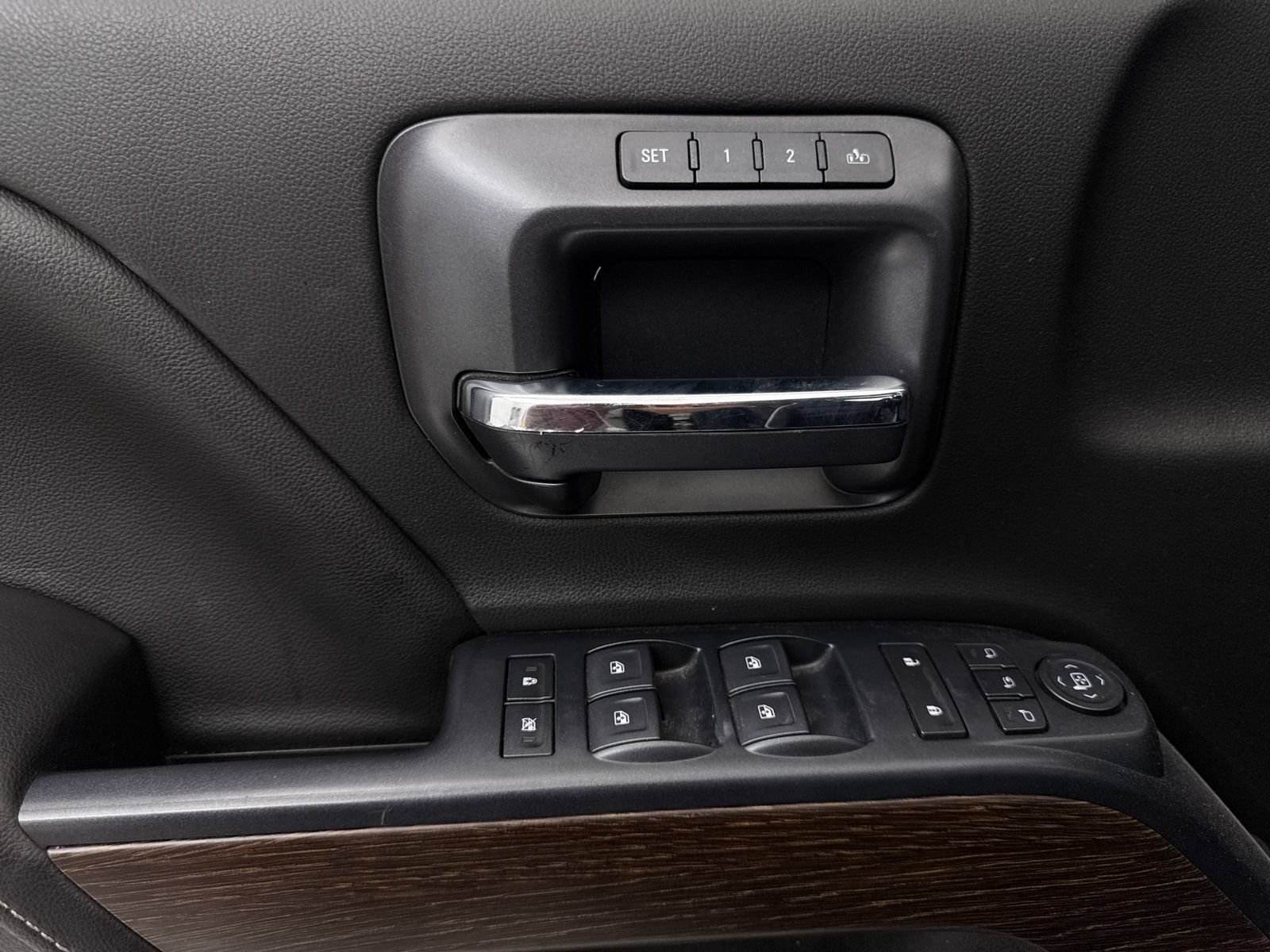 Used 2019 GMC Sierra 2500 Denali AWD/4WD image 26