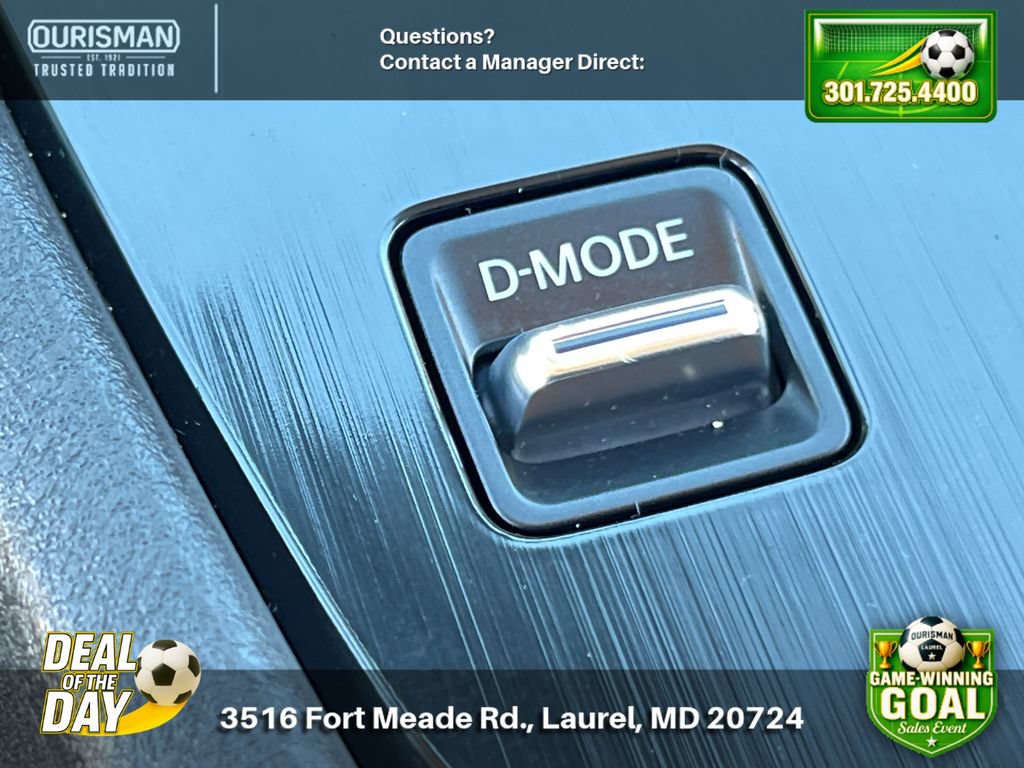 Used 2024 Nissan Rogue SV FWD image 26