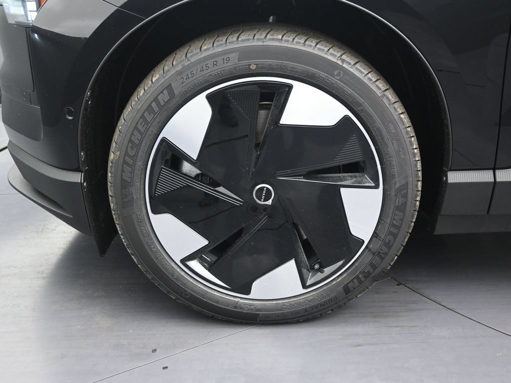 New 2026 Volvo EX30 Ultra AWD/4WD image 9