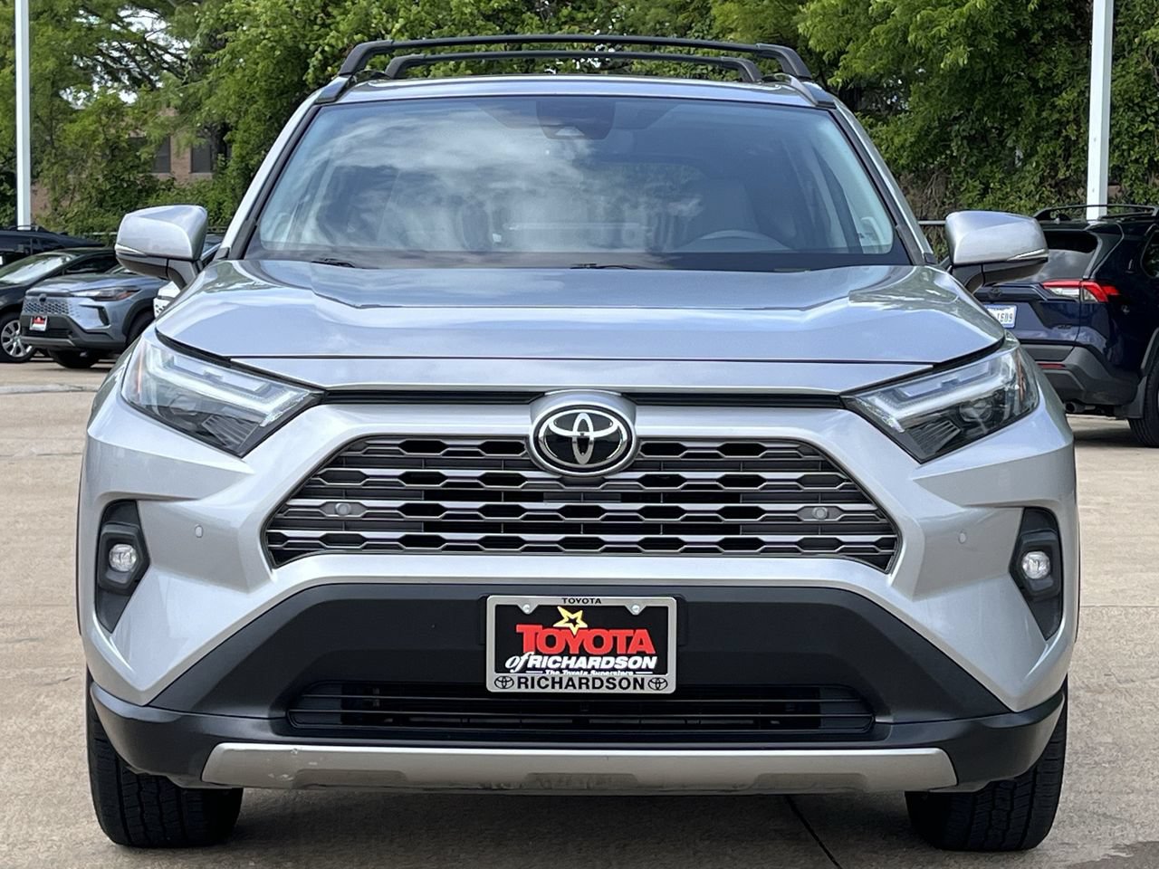 Used 2023 Toyota RAV4 Limited FWD image 7