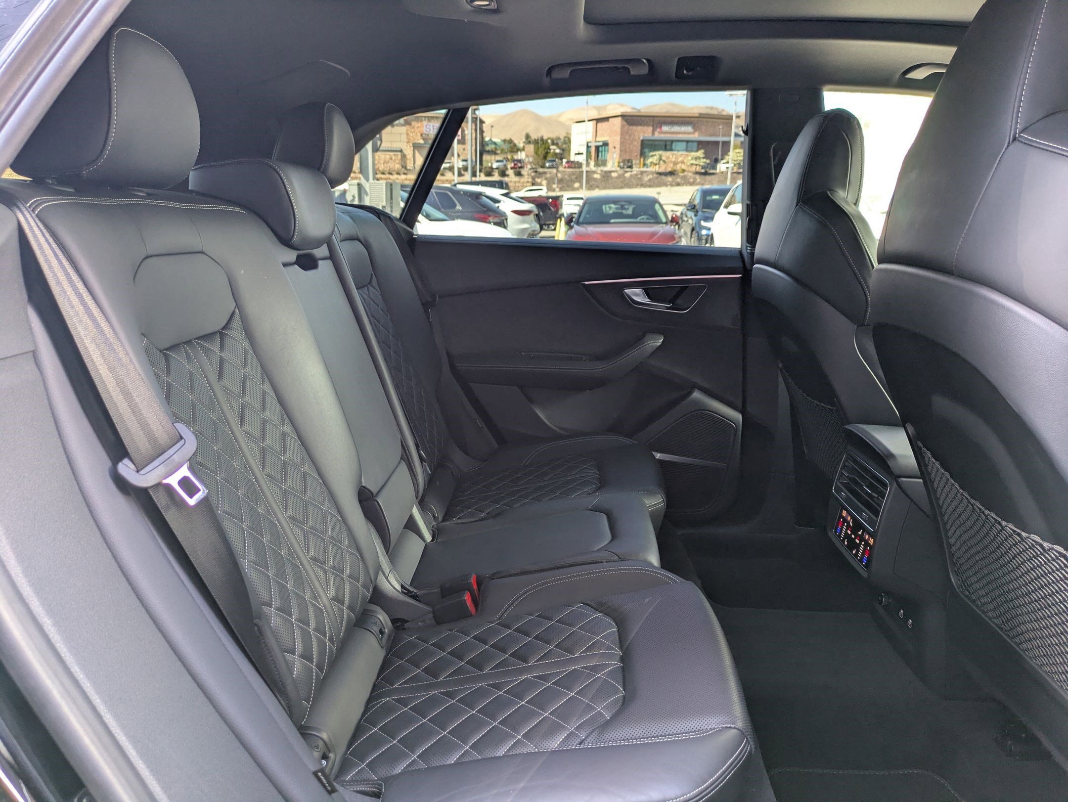 Certified 2023 Audi SQ8 Premium Plus AWD/4WD image 28