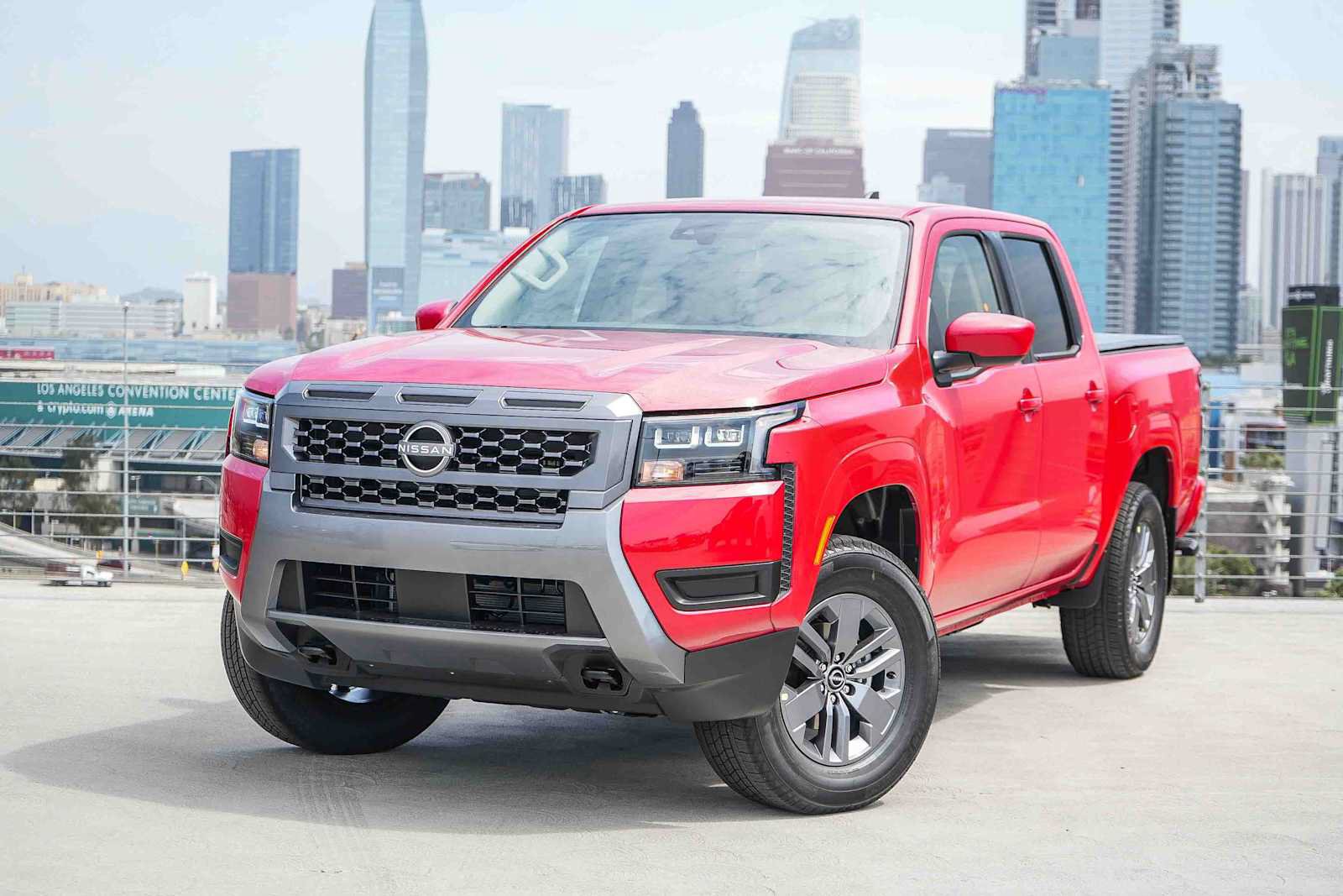 New 2026 Nissan Frontier SV w/ Tow Package AWD/4WD image 1