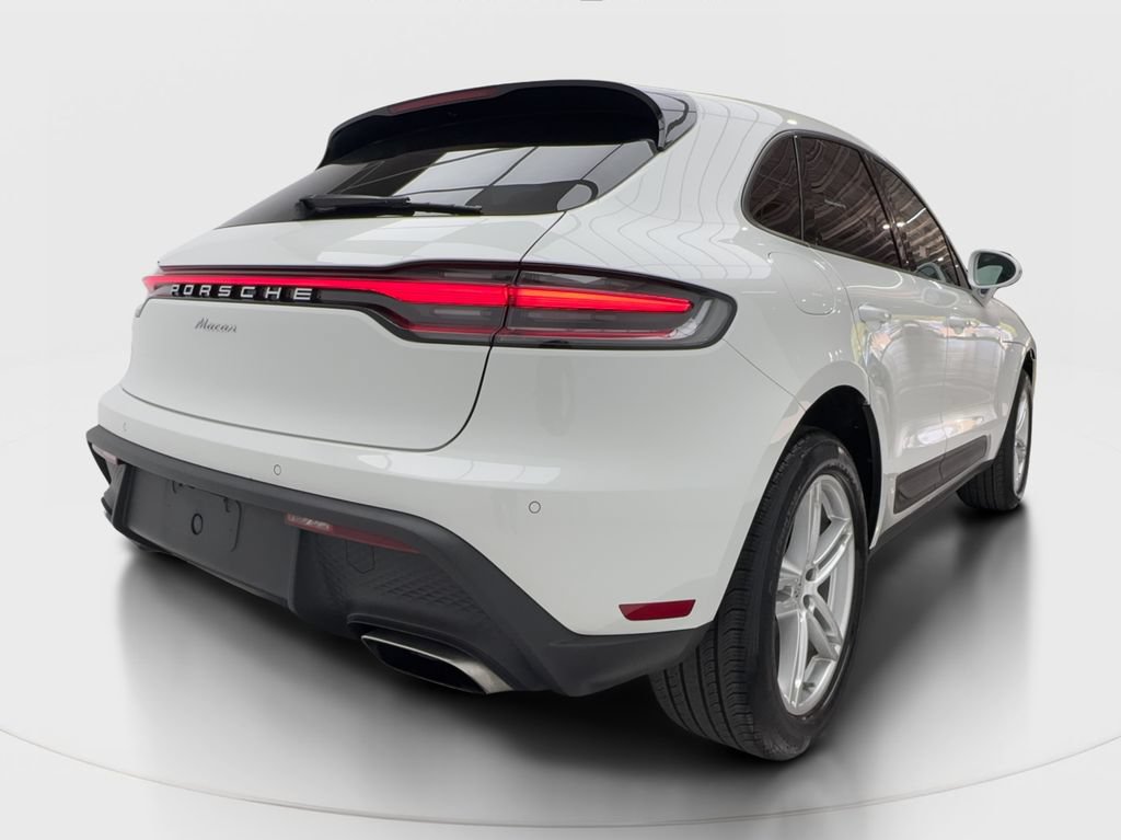 Used 2022 Porsche Macan AWD/4WD image 7