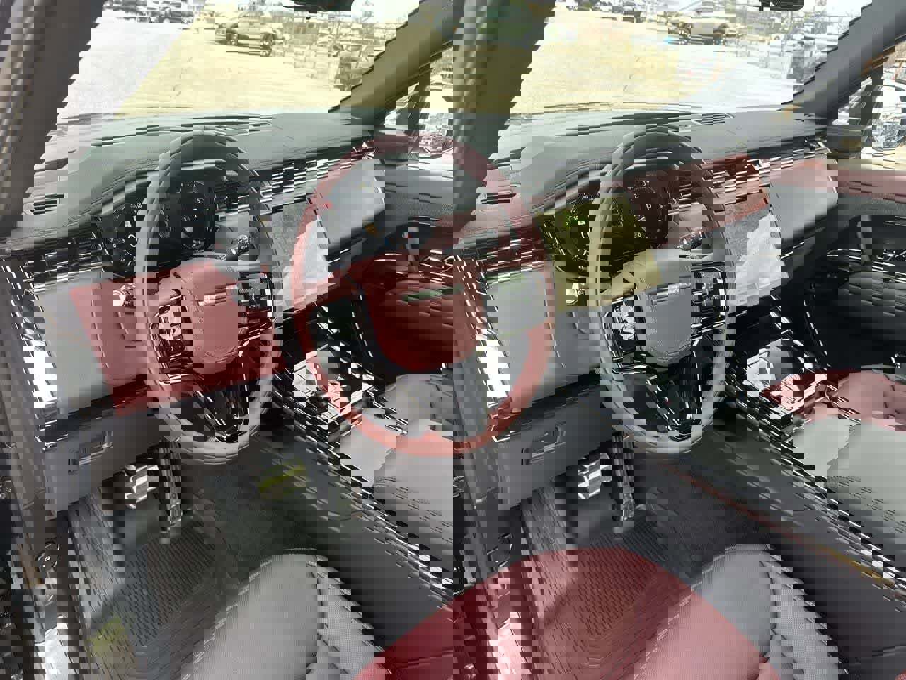 New 2026 Land Rover Range Rover Sport Dynamic SE image 2