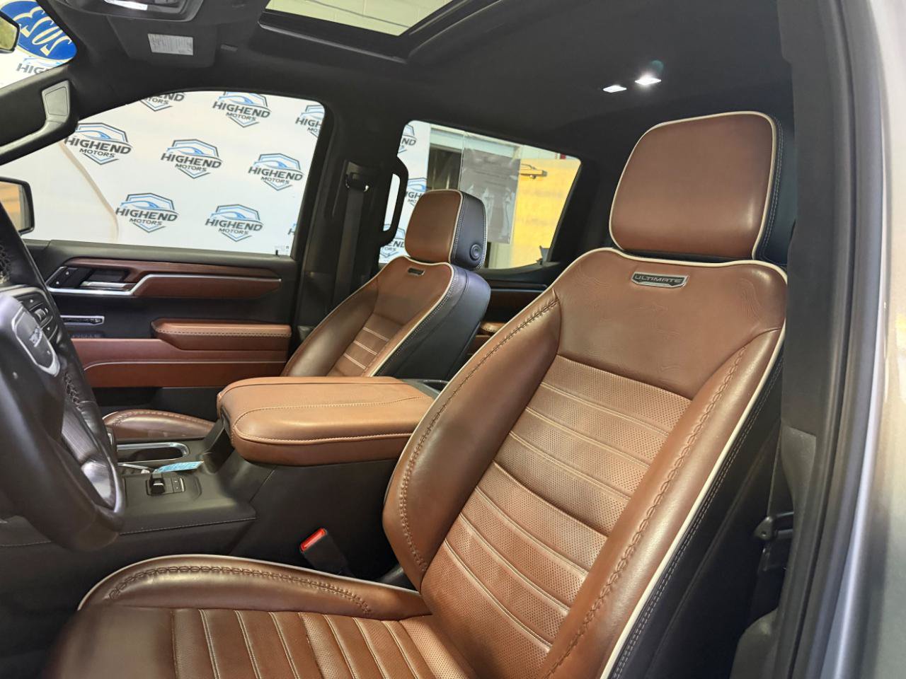Used 2023 GMC Sierra 1500 Denali Ultimate AWD/4WD image 17