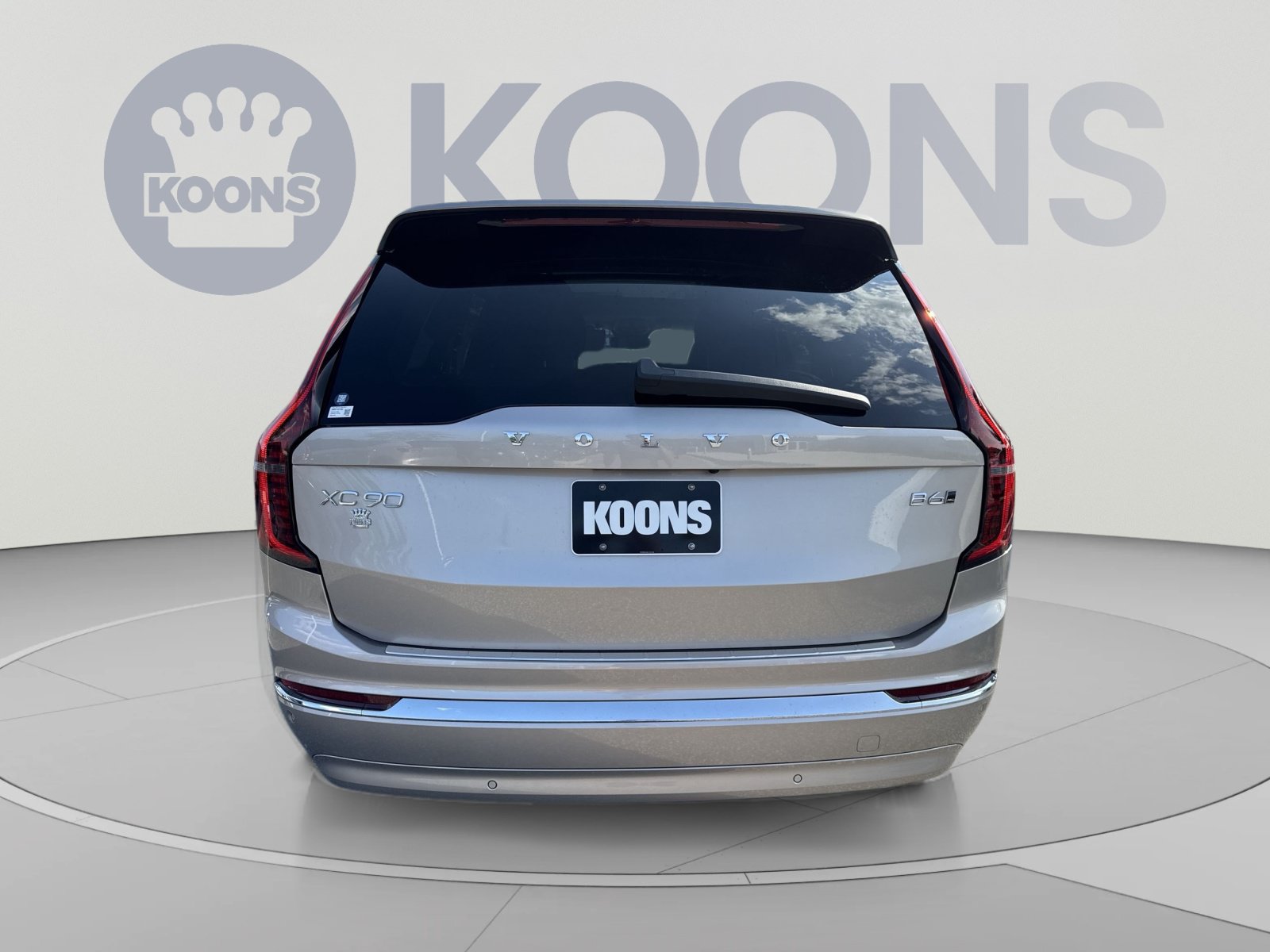 New 2026 Volvo XC90 B6 Plus w/ Protection Package Premier AWD/4WD image 5