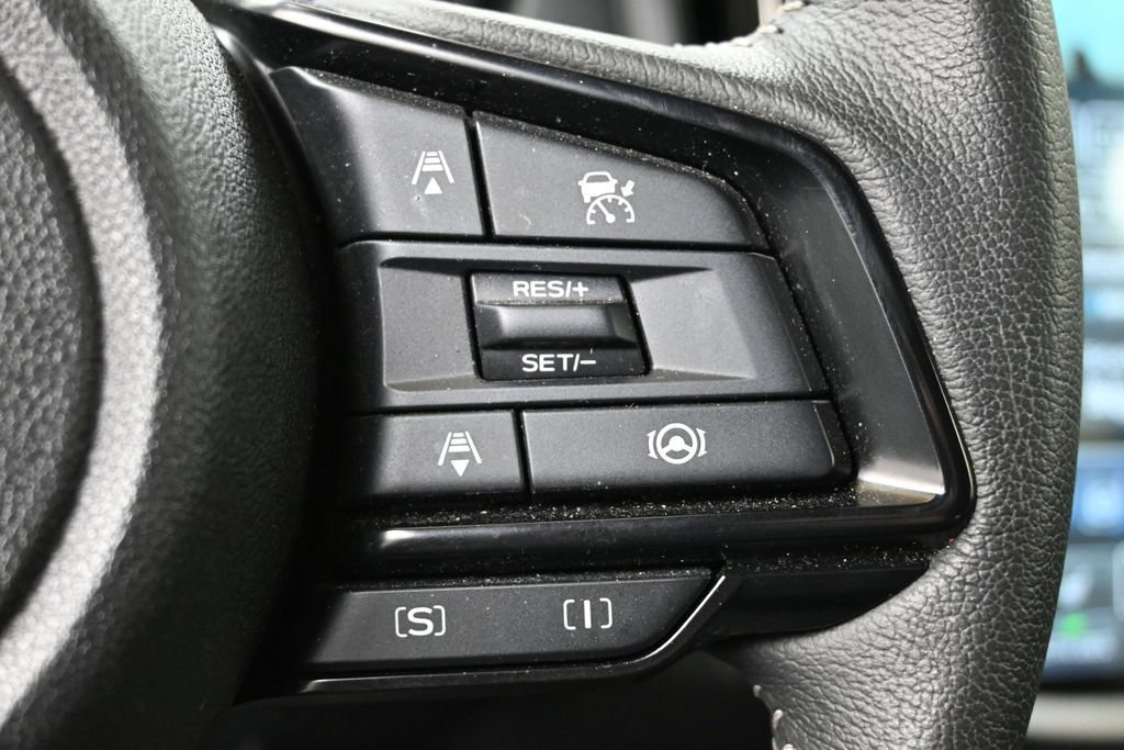 Certified 2025 Subaru Forester Premium AWD/4WD image 26