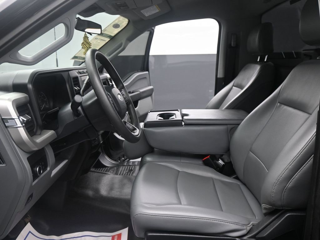 Used 2024 Ford F350 XL w/ FX4 Off-Road Package image 5