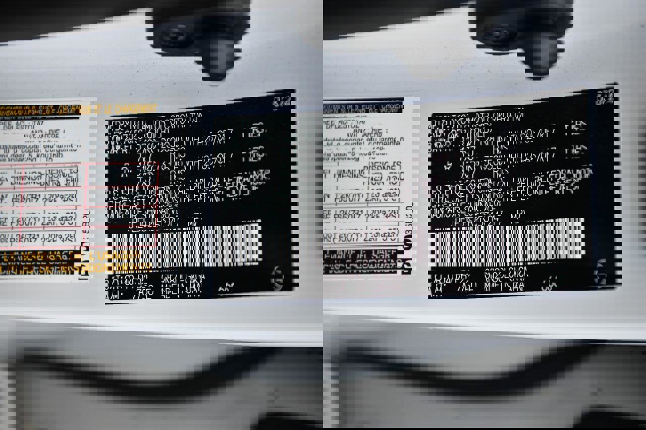 Used 2024 Toyota 4Runner SR5 image 30