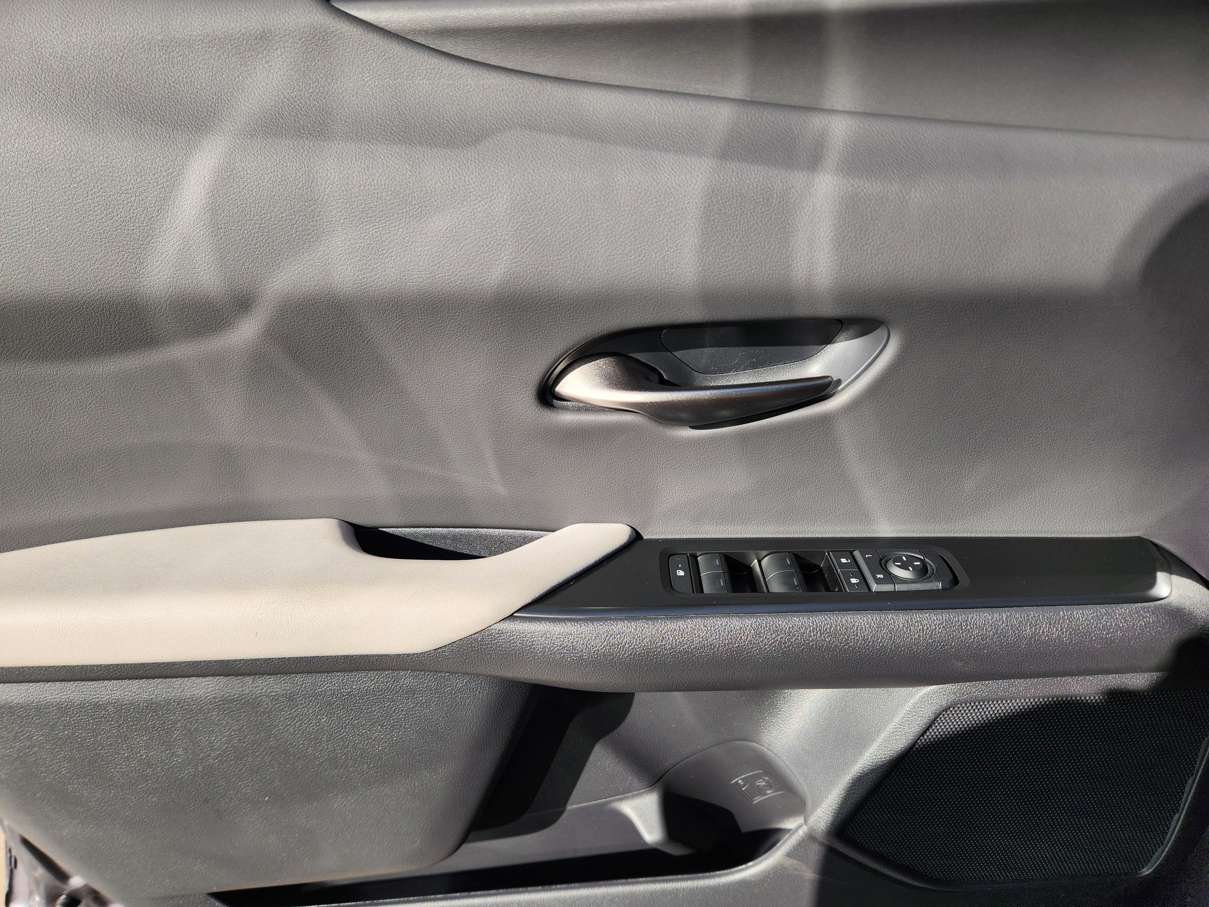 New 2026 Lexus UX 300h 300h F SPORT Design image 16