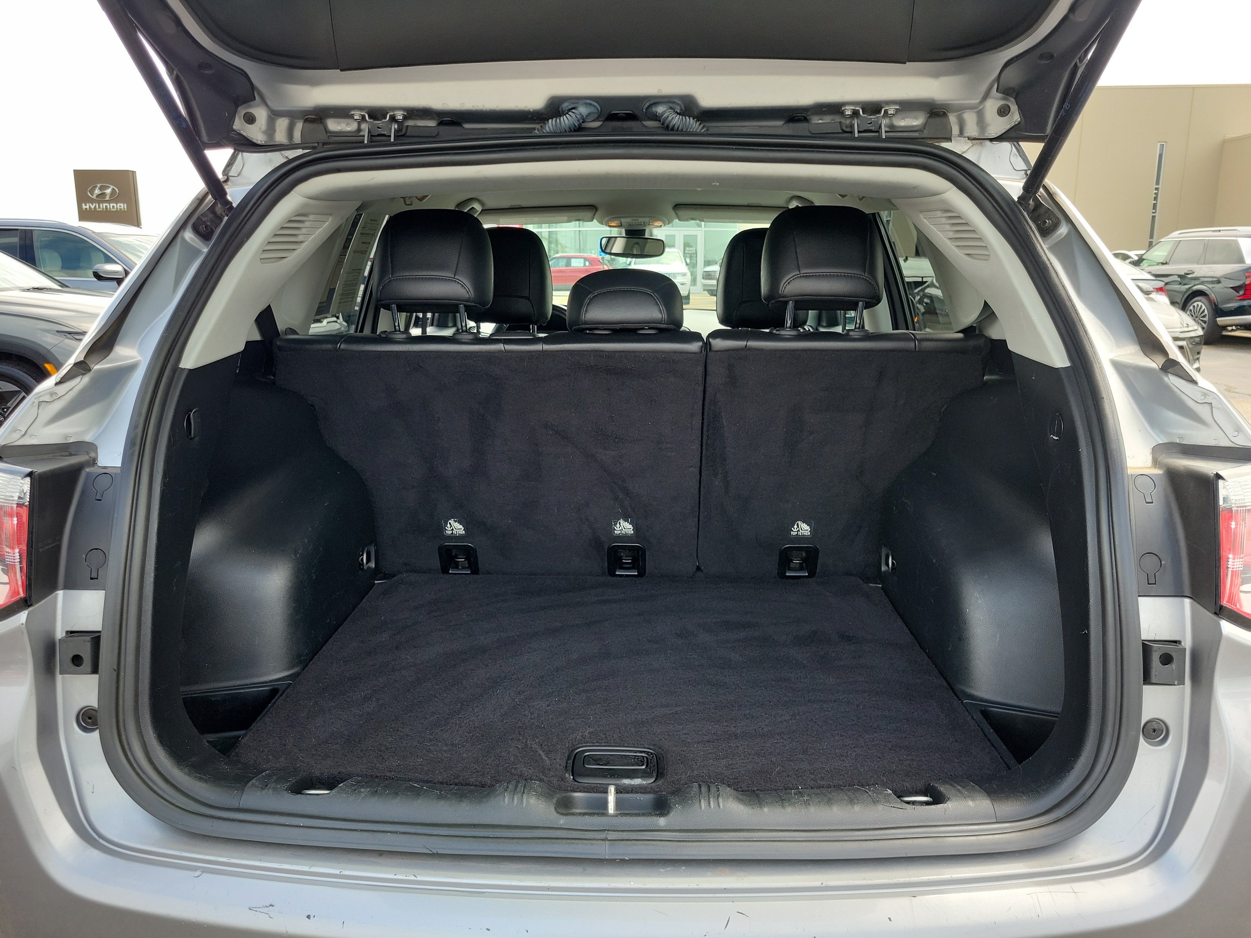 Used 2019 Jeep Compass Limited AWD/4WD image 8