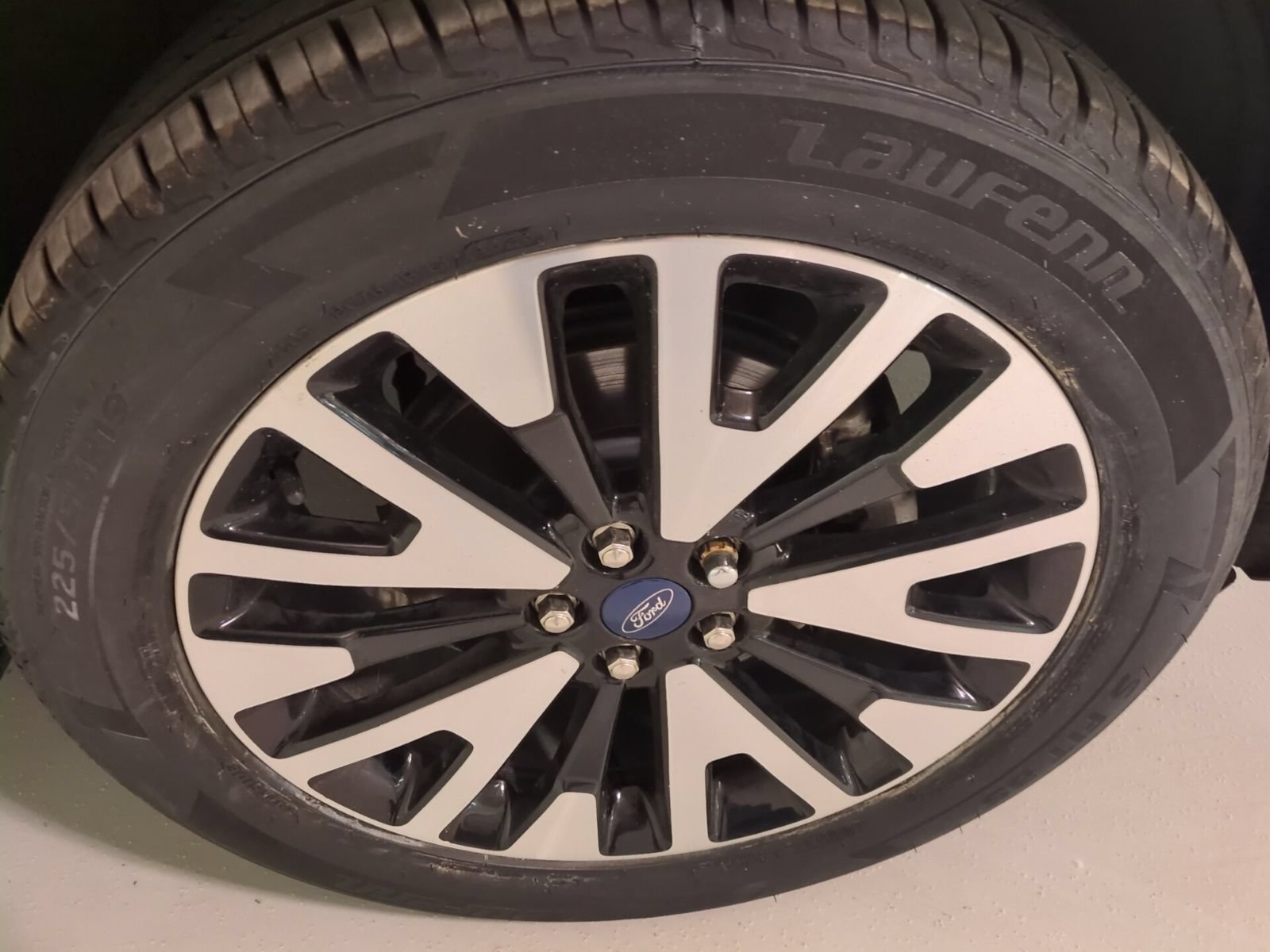 Used 2020 Ford Escape SEL AWD/4WD image 23